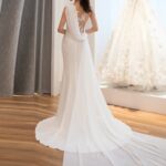 Robe de mariée transparente à taille moyenne et super féerique